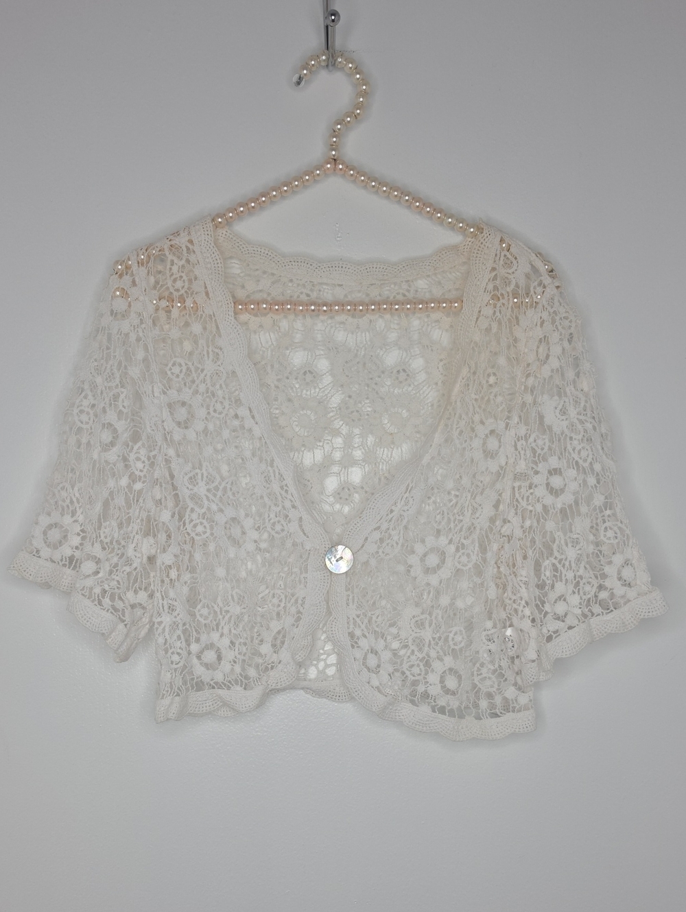 Rabbit Rabbit Rqbbit Crochet Lace Short Cardigan Bolero